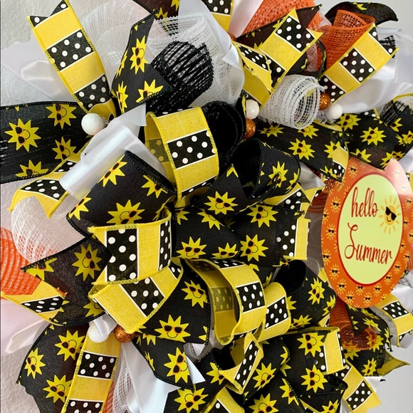 Deco mesh Summer sunshine wreath - Picture 3 of 8